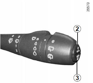 Renault Clio. Display selection keys 2 and 3