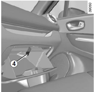 Renault Clio. Glovebox light 4