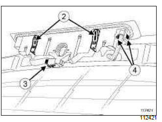 Renault Clio. 3rd brake light: Removal - Refitting