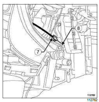 Renault Clio. Air distribution cable: Removal - Refitting