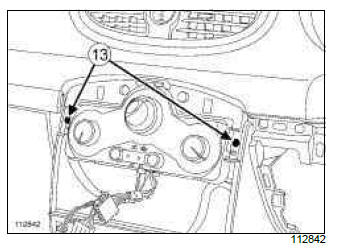 Renault Clio. Air distribution cable: Removal - Refitting