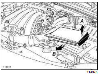 Renault Clio. Air flowmeter: Removal - Refitting