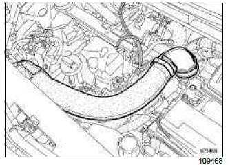 Renault Clio. Alternator: Removal - Refitting