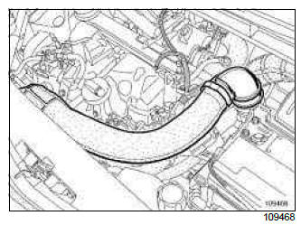 Renault Clio. Alternator: Removal - Refitting