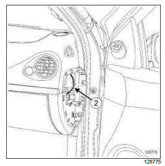 Renault Clio. microphone: Removal - Refitting