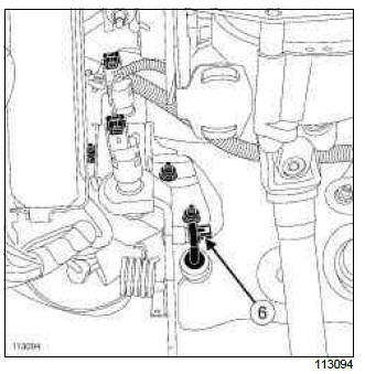 Renault Clio. Clutch master cylinder: Removal - Refitting