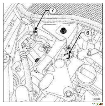 Renault Clio. Compressor