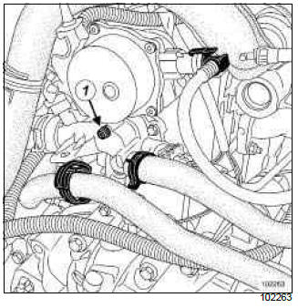 Renault Clio. Cooling system: Draining - Refilling