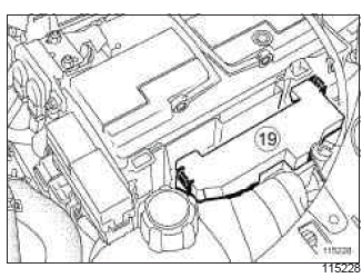 Renault Clio. Engine - gearbox assembly: Removal - Refitting