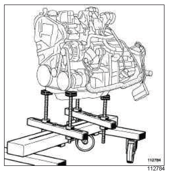 Renault Clio. Engine - gearbox assembly: Removal - Refitting