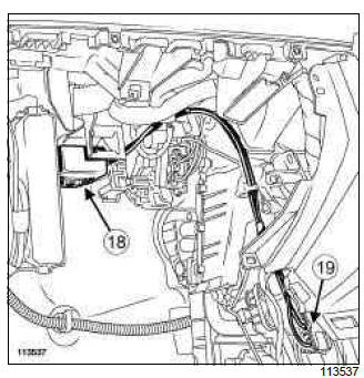 Renault Clio. Dashboard wiring