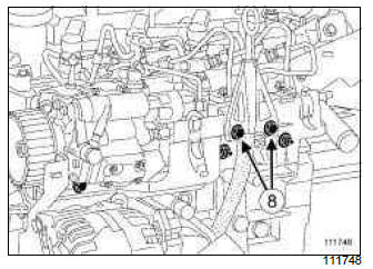 Renault Clio. Diesel injector: Removal - Refitting