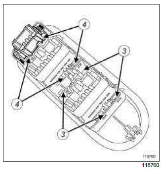 Renault Clio. Front electric window switches on driver's door: Removal - Refitting