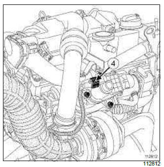 Renault Clio. Exhaust gas recirculation unit: Removal - Refitting