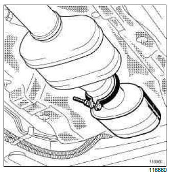 Renault Clio. Exhaust manifold: Removal - Refitting