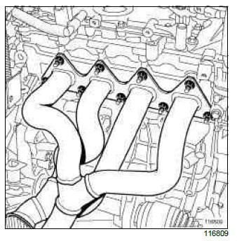 Renault Clio. Cylinder head: Removal - Refitting