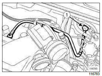 Renault Clio. Brake servo