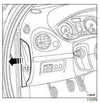 Renault Clio. Brake servo