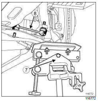 Renault Clio. Front axle subframe: Removal - Refitting