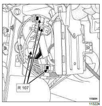 Renault Clio. Front left-hand wiring