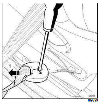 Renault Clio. Front pyrotechnic inertia reel: Removal - Refitting