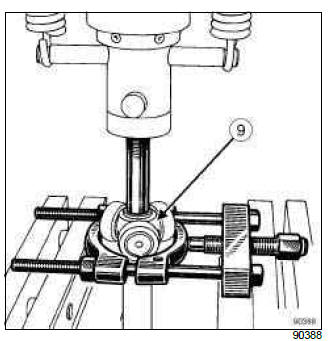 Renault Clio. Front right-hand driveshaft gaiter, gearbox side: Removal - Refitting