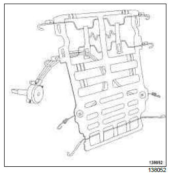 Renault Clio. Front seat lumbar adjustment: Removal - Refitting