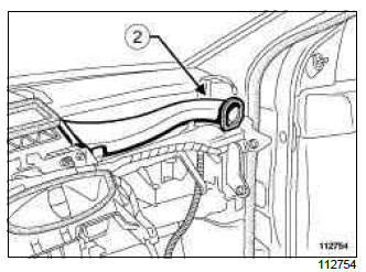 Renault Clio. Front side air distribution duct: Removal - Refitting