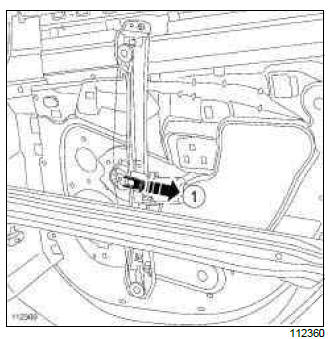 Renault Clio. Rear side door sliding window: Removal - Refitting