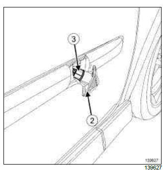 Renault Clio. Side indicator: Removal - Refitting