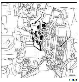 Renault Clio. Heater matrix: Removal - Refitting