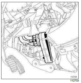 Renault Clio. Heater matrix: Removal - Refitting