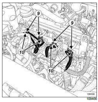 Renault Clio. High pressure pump: Removal - Refitting