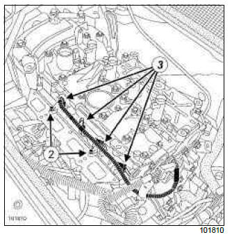 Renault Clio. Injector rail - Injectors: Removal - Refitting