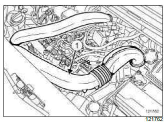 Renault Clio. Injector rail - Injectors: Removal - Refitting