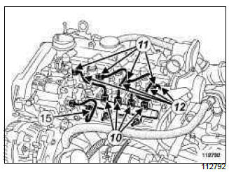 Renault Clio. Injector rail: Removal - Refitting