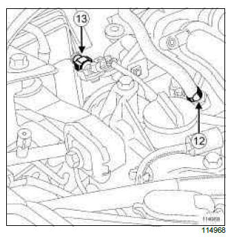 Renault Clio. Inlet distributor: Removal - Refitting