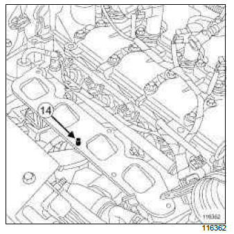 Renault Clio. Inlet distributor: Removal - Refitting