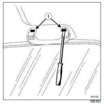 Renault Clio. Grab handle: Removal - Refitting