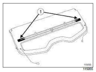 Renault Clio. Rear parcel shelf sun visor: Removal - Refitting