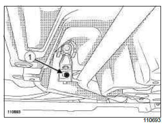 Renault Clio. Intermediate pipe: Removal - Refitting