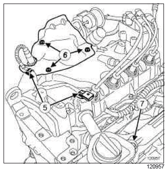 Renault Clio. Rocker cover: Removal - Refitting