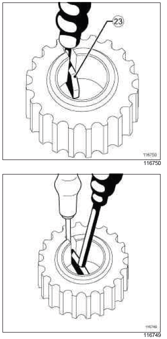 Renault Clio. Timing belt: Removal - Refitting