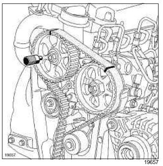 Renault Clio. Timing belt: Removal - Refitting