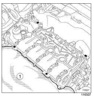 Renault Clio. Rocker cover: Removal - Refitting