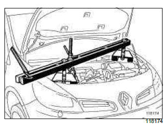 Renault Clio. Brake servo