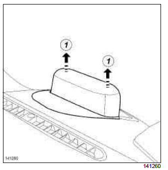 Renault Clio. Navigation computer: Removal - Refitting