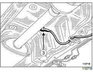 Renault Clio. Oxygen sensors: Removal - Refitting