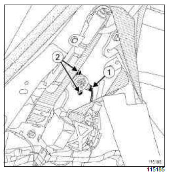 Renault Clio. Parking distance control