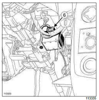 Renault Clio. Passenger compartment fan assembly control unit: Removal - Refitting